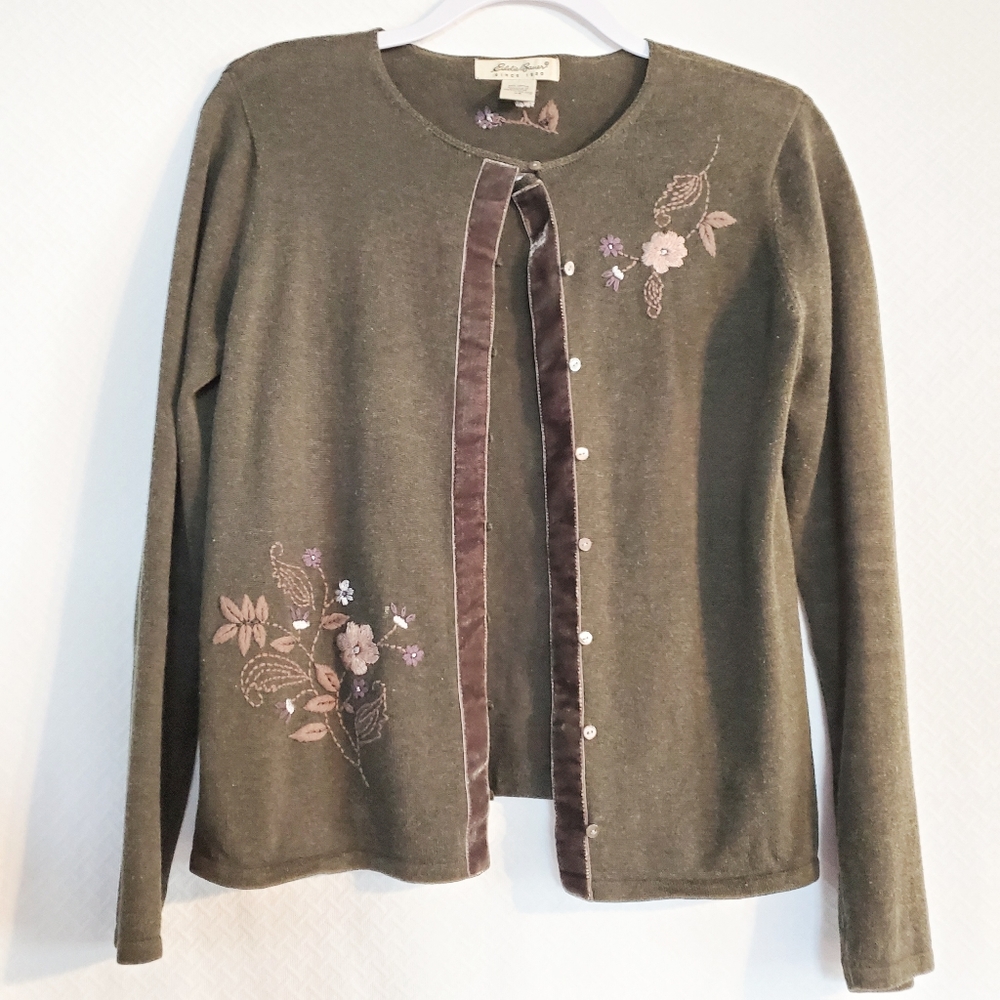3/$15 Eddie Bauer Cardigan Embroidered Moss Green